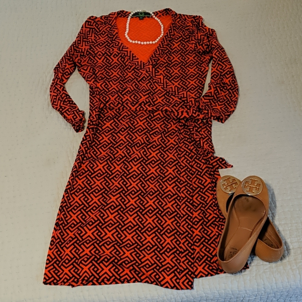 Beautiful orange/navy statement dess - worn once!
